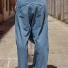 Pantalon-detras