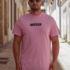 Camiseta Daruma-rosa-de frente