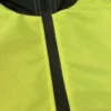 detalle de la cremallera de la chaqueta vórtice multicolor neón de ferdy ferdystreetwear