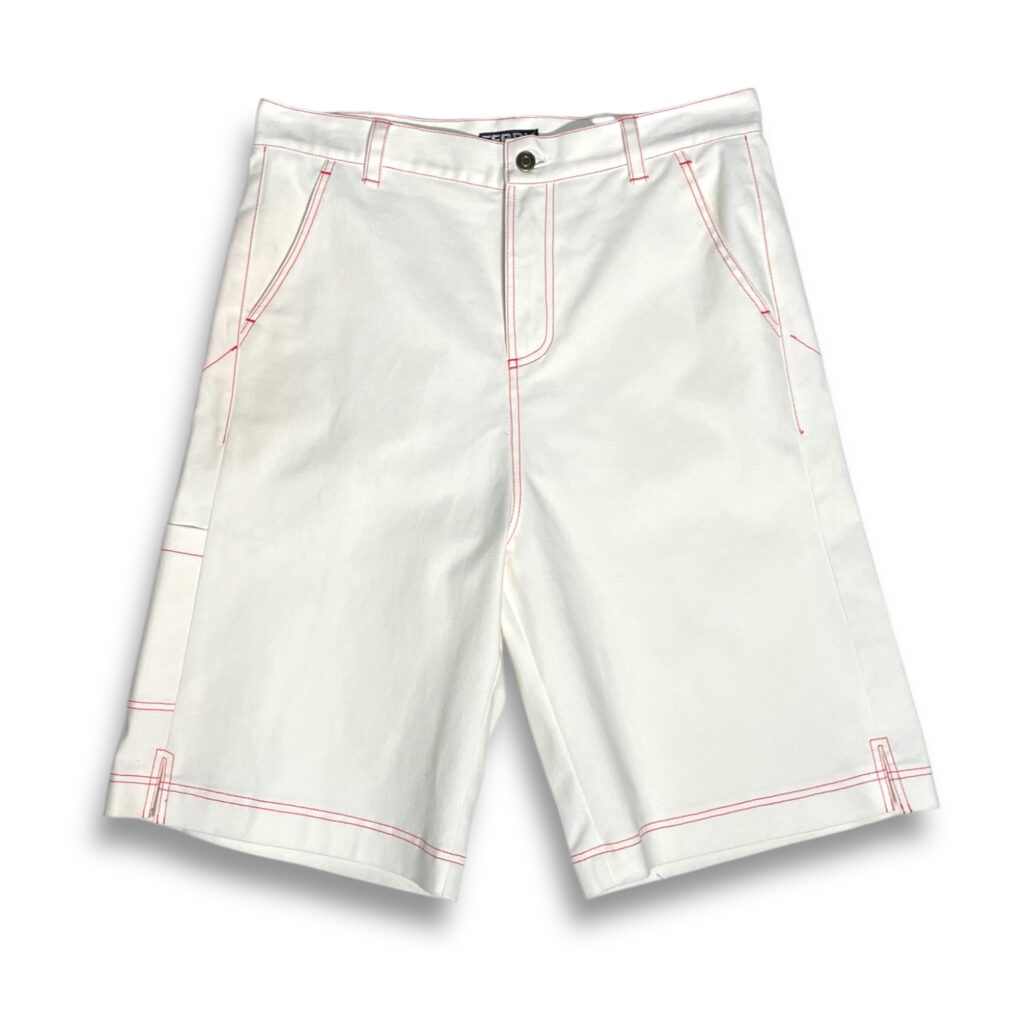Bermudas “Los cachelos”- Blanco off costuras rojas